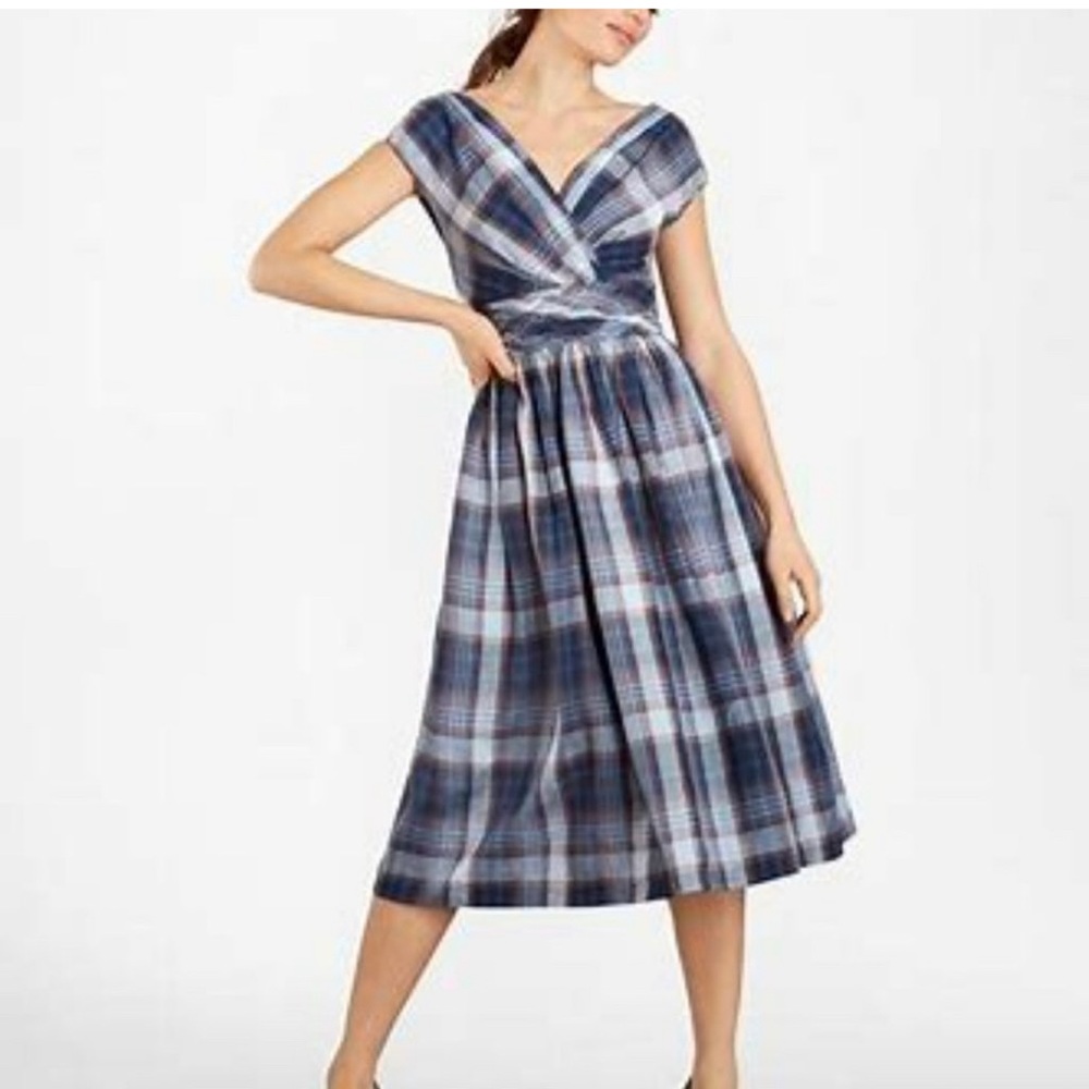 Brooks Brothers plaid dress size 4